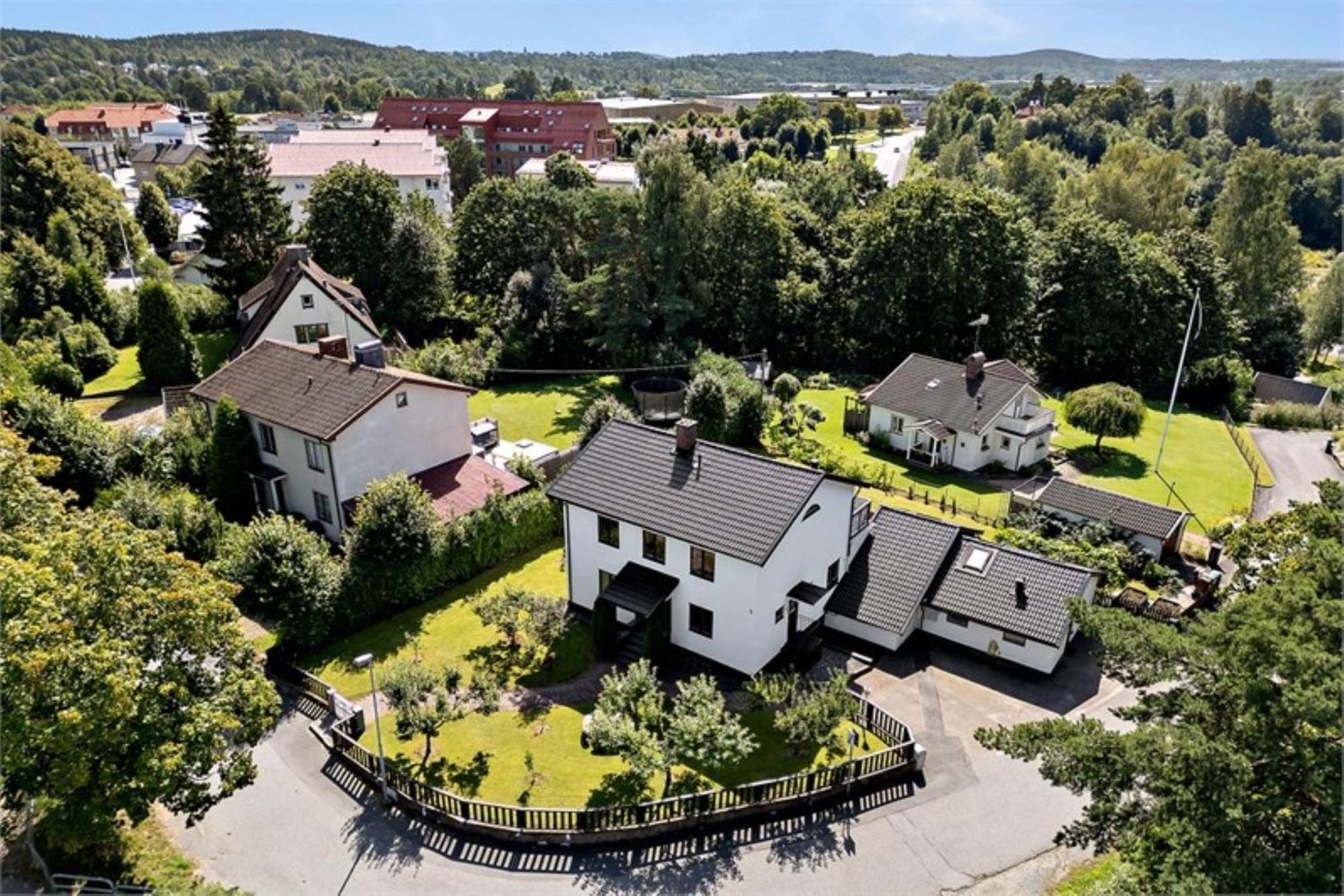 Kinna Central Town Villa Exterior photo